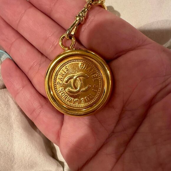 Chanel Vintage Gold Plated Coin Belt - Picture 8 of 13